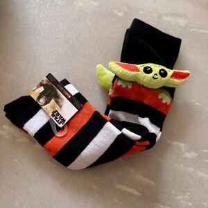 NWT Star Wars Striped Socks - The Mandalorian BABY YODA